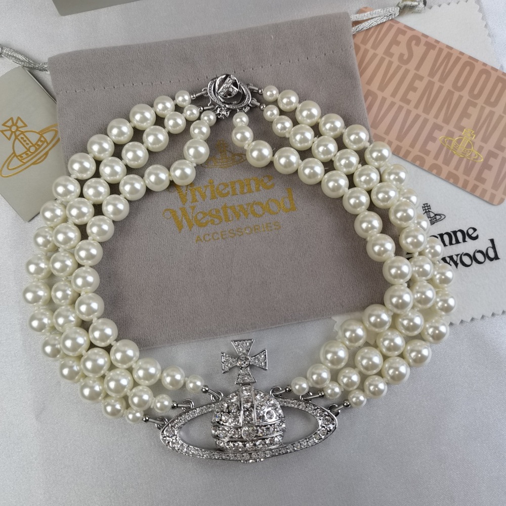 Vivienne Westwood Three Row Pearl Bas Relief Choker